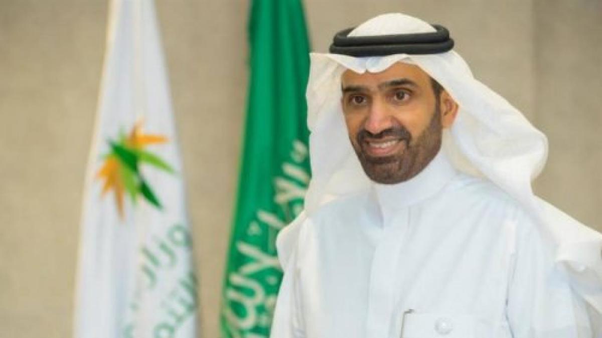 " وزارة الموارد البشرية " توطين مهن الاتصالات وتقنية المعلومات بدءًا من اليوم
