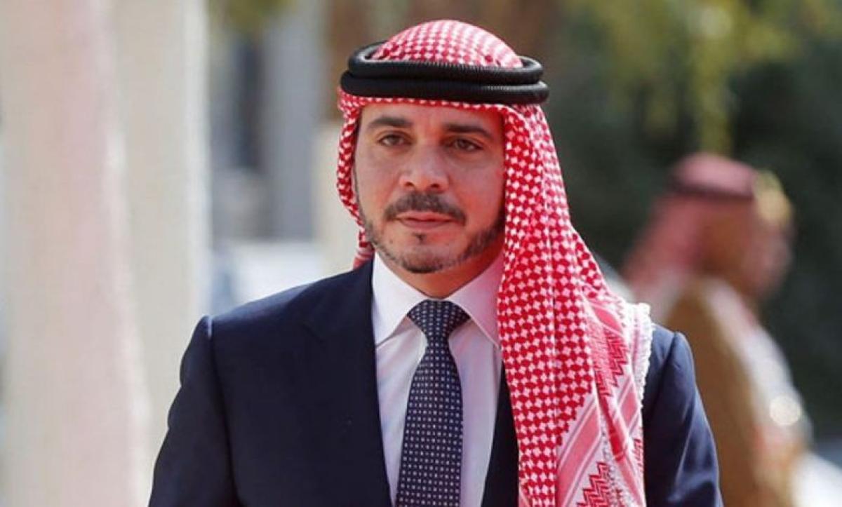 الأمير علي بن الحسين نائبا للملك رسميا.. يدعم الأميرة هيا وحذف تغريدة تنتقد ابن زايد والتطبيع