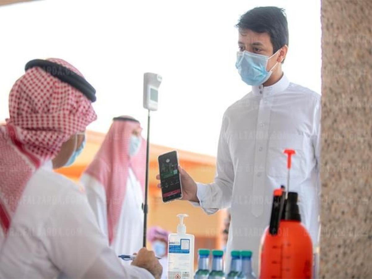 قرار بمنع الهواتف الذكية في المدارس.. التعليم السعودية تمنع استخدام الهاتف الجوال نهائيا داخل المدرسة