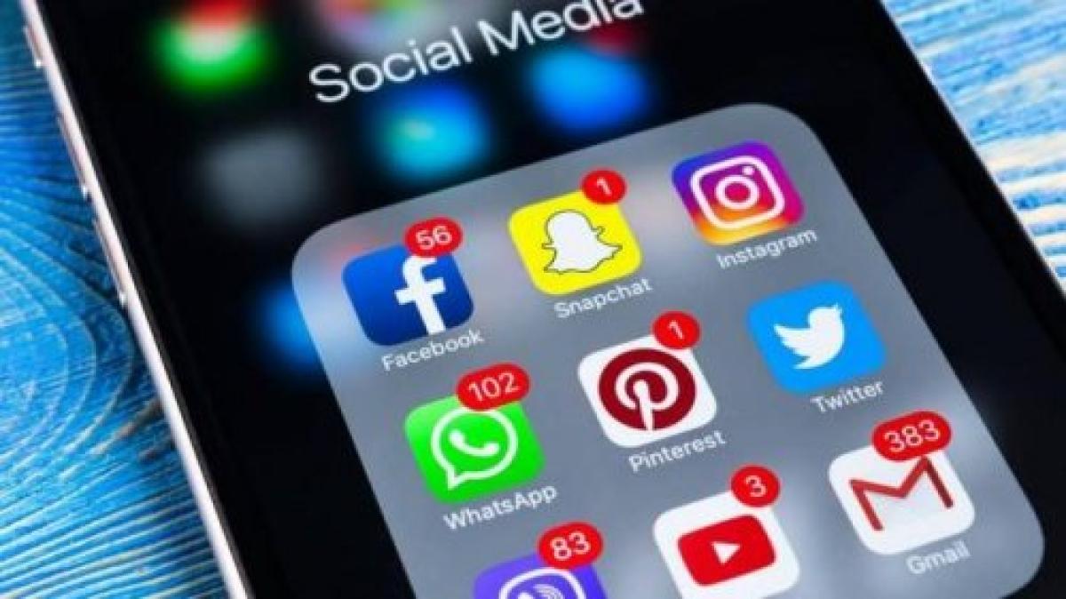 متى تعود مواقع التواصل الاجتماعي الى العمل .. أسباب عطل الفيس بوك والانستاجرام في العالم