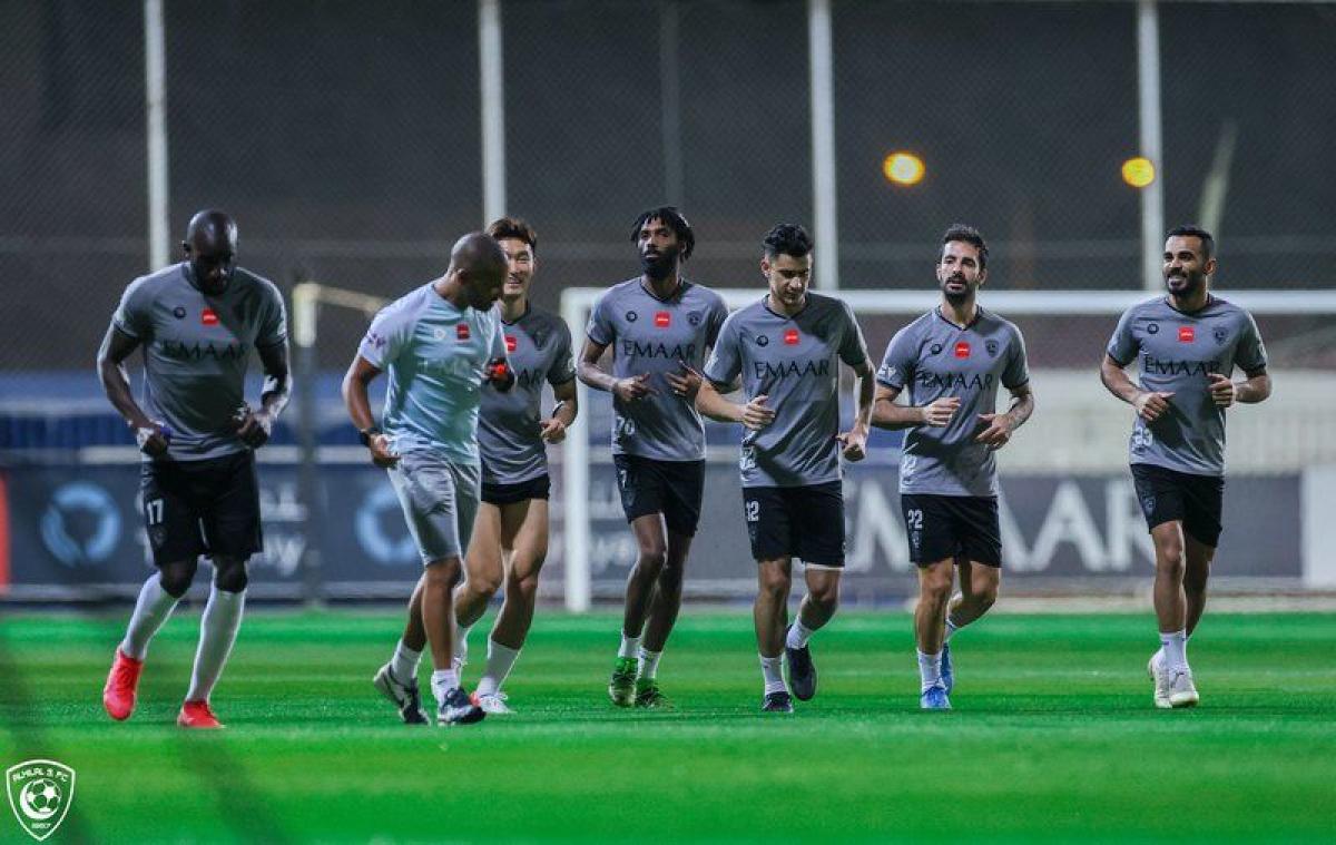 الهلال : الرباعي يواصل العلاج التأهيلي .. و"بيريرا" والبريك في طر