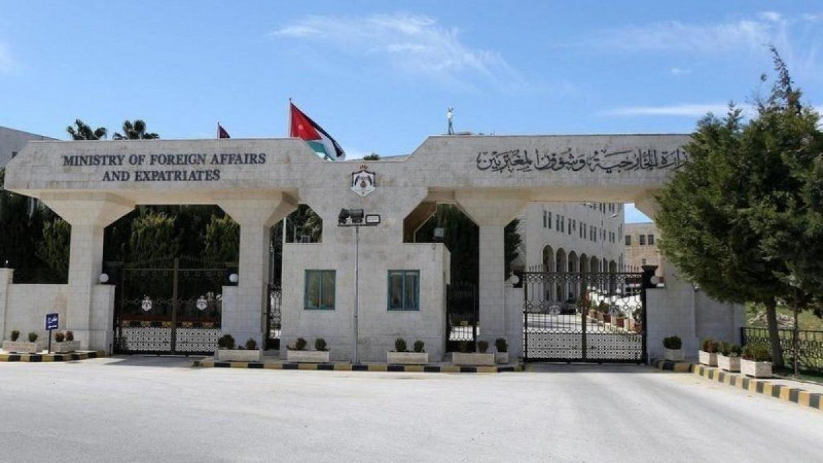 الأردن يدين محاولة الحوثيين استهداف المدنيين بمطار الملك عبد الله