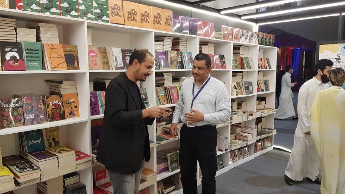 إقبال السعوديين على الكتب المترجمة يُفاجئ صاحب دار نشر إيطالية