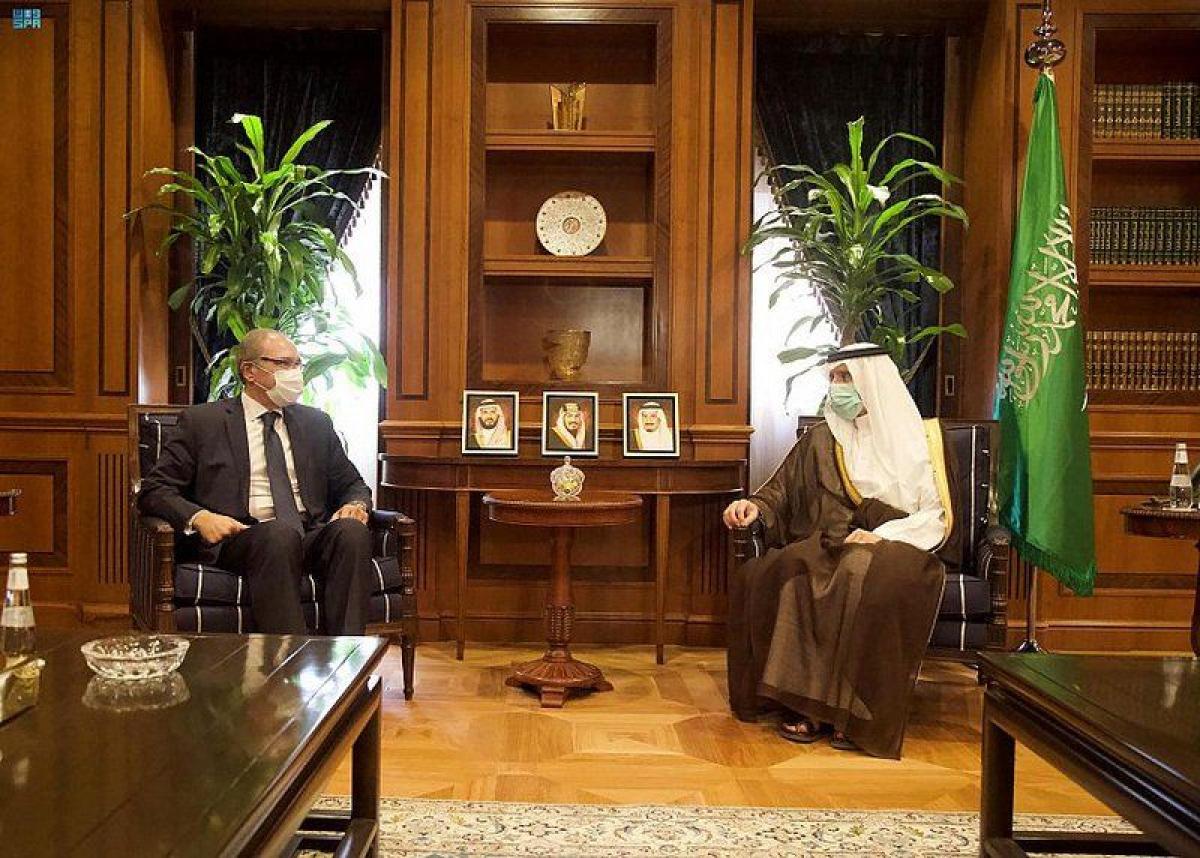 "الجبير" يبحث مع سفيري فرنسا ومصر الموضوعات ذات الاهتمام المشترك