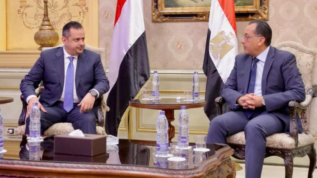 مصر تؤكد دعمها للسعودية في تنفيذ كافة بنود اتفاق الرياض لحل الأزم