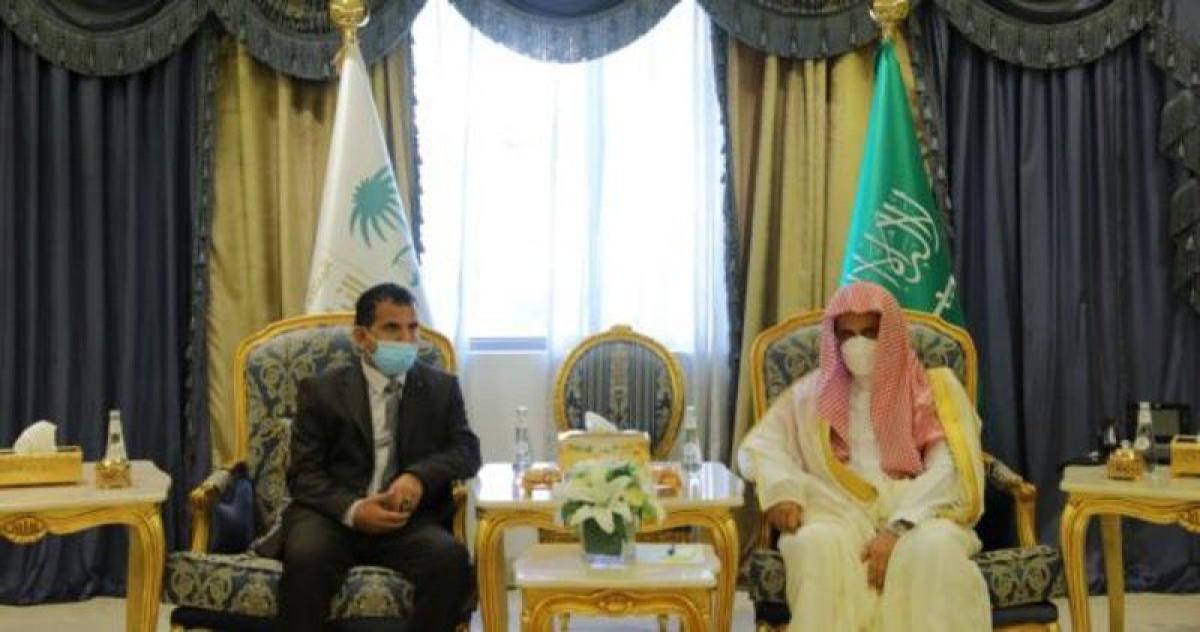 "المعجب" يناقش مع النائب العام اليمني سبل تعزيز التعاون وتبادل ال