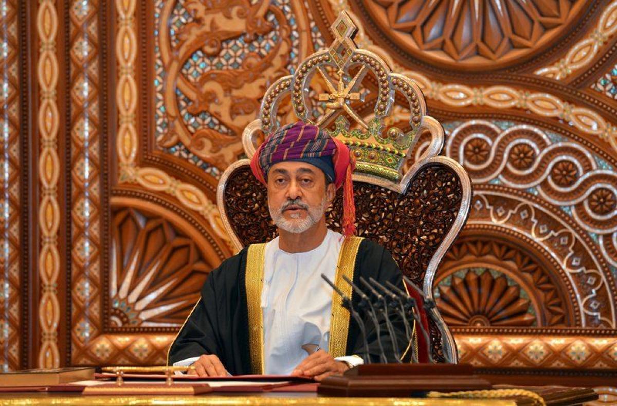 سلطان عمان في أول خطاب بعد إعصار "شاهين": الحياة عادت لطبيعتها في